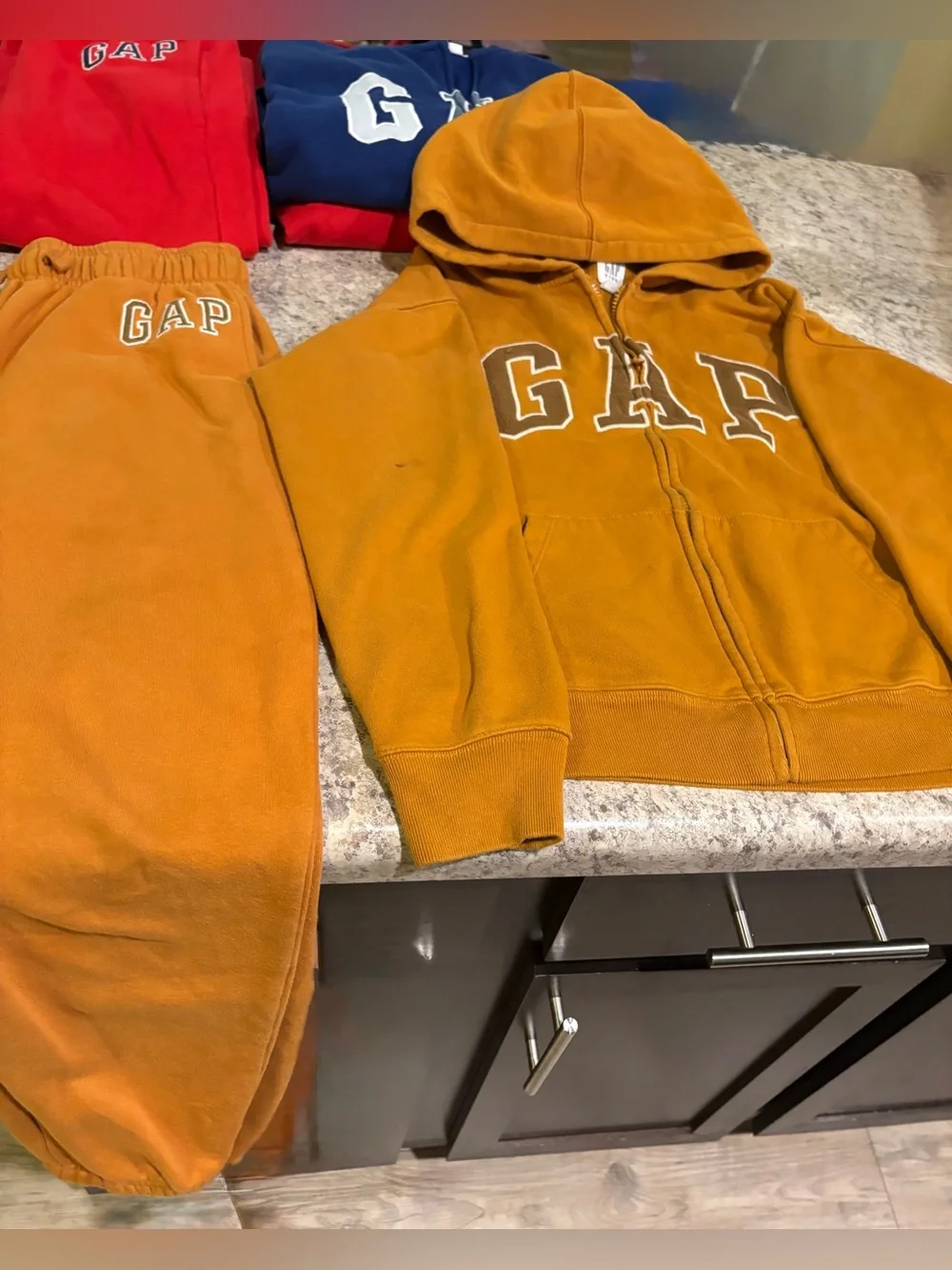 XXL (14) GAP 3 Hooded Zip Sweatshirt & Jogger Sets/Lot in Mustard, Red,& Navy
